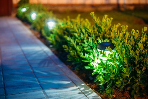 garden lighting electrician in bedfordshire